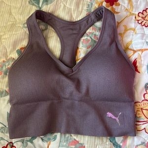 Light purple/pink puma sports bra